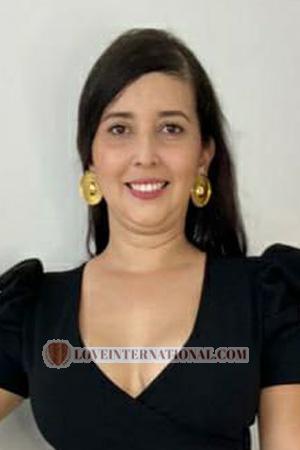 208163 - Adriana Age: 41 - Colombia