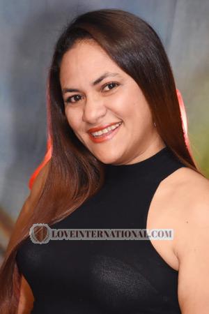 210913 - Arelcy Age: 47 - Colombia