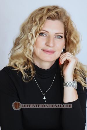 215341 - Svetlana Age: 52 - Ukraine