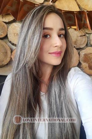 221699 - Lizeth Age: 31 - Colombia