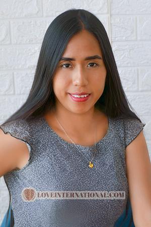 223128 - Almendra Age: 30 - Peru