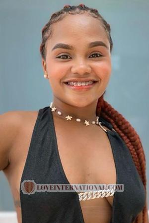 223188 - Zaray Age: 19 - Colombia