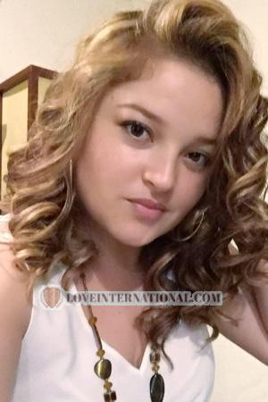 223586 - Nathaly Age: 38 - Costa Rica