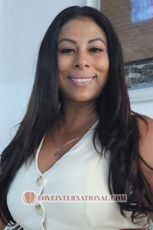 227796 - Lineth Age: 44 - Costa Rica