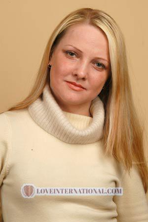 69180 - Irina Age: 31 - Ukraine